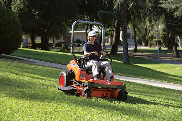 ZG222 - Linwood Kubota